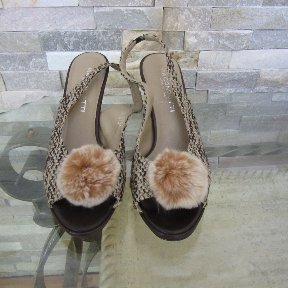 Via Condotti Italian Leather Brown/White Open Toe Slingback Shoes in Size 9M - Picture 2 of 5